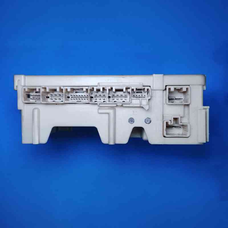Fuse Box Toyota Fortuner, Innova/Kijang 2016 - 2020 82730-0K771 JA Matic Diesel
