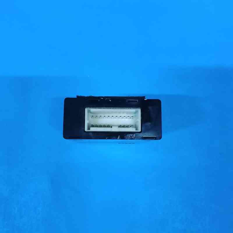 Corner Sensor Toyota Fortuner, Innova Reborn, Yaris & Vios 1999-2006 08503-00110