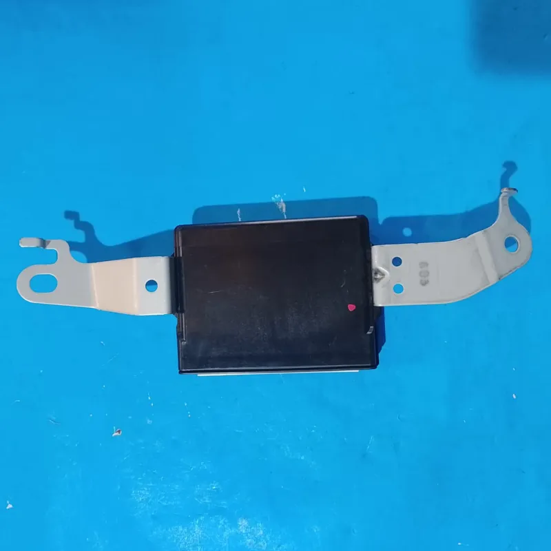 Multiplex Network Door Toyota 89222-V5030 CM