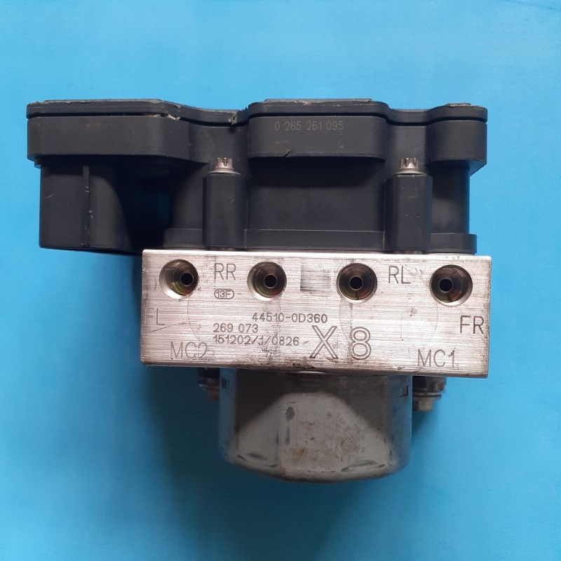ABS Toyota Sienta ABS TOYOTA SIENTA Part Number : 44510-0D360 X8
