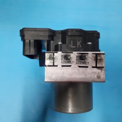 ABS Toyota Fortuner ABS TOYOTA FORTUNER Part Number : 44540-71180 LK