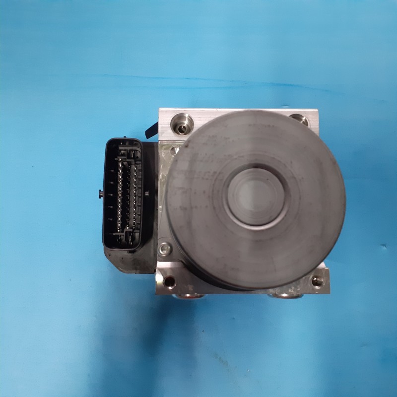 ABS Toyota Fortuner ABS TOYOTA FORTUNER Part Number : 44540-71180 LK