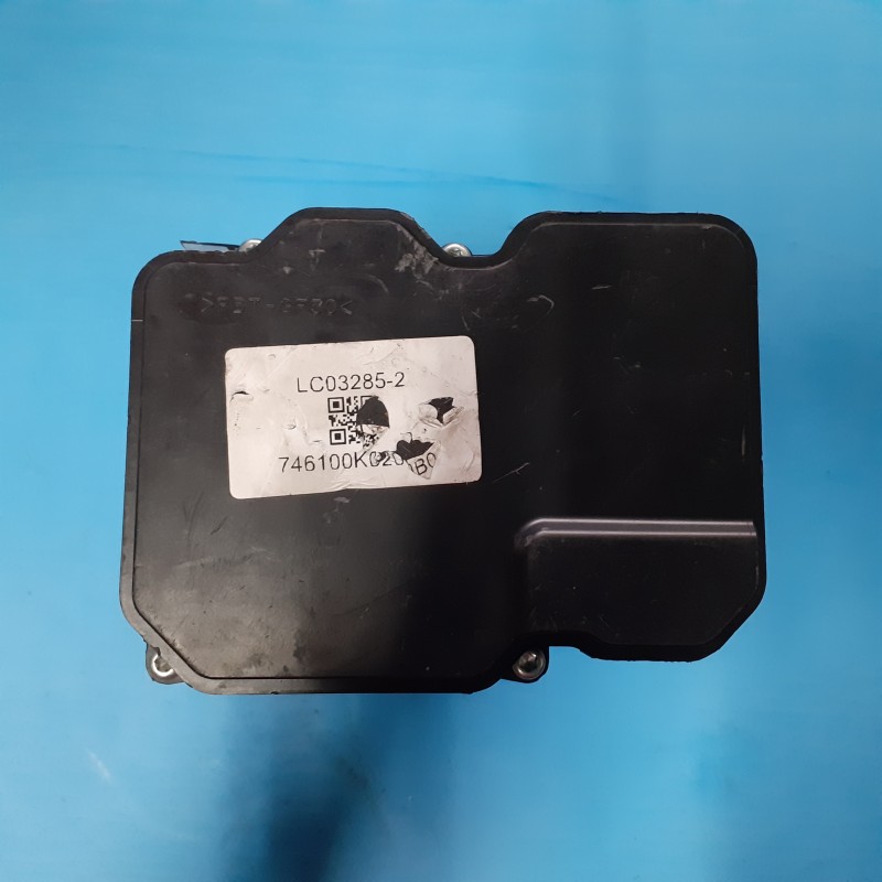 ABS Toyota Fortuner ABS TOYOTA FORTUNER Part Number : 44540-71180 LK