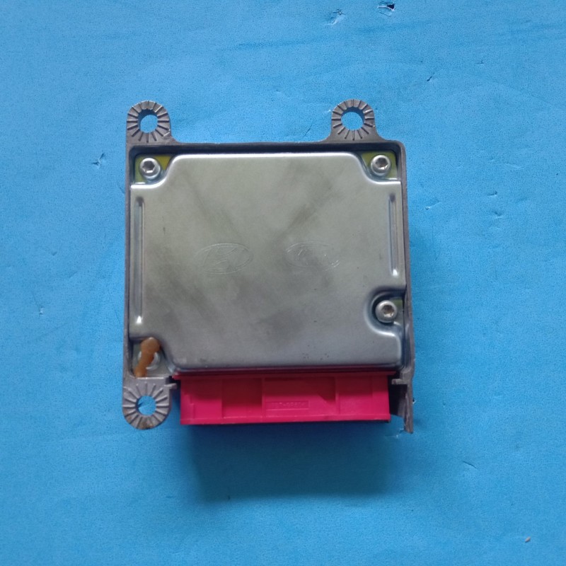 Airbag Hyundai Trajet 95910-3A300 2000-2004 Matic Bensin