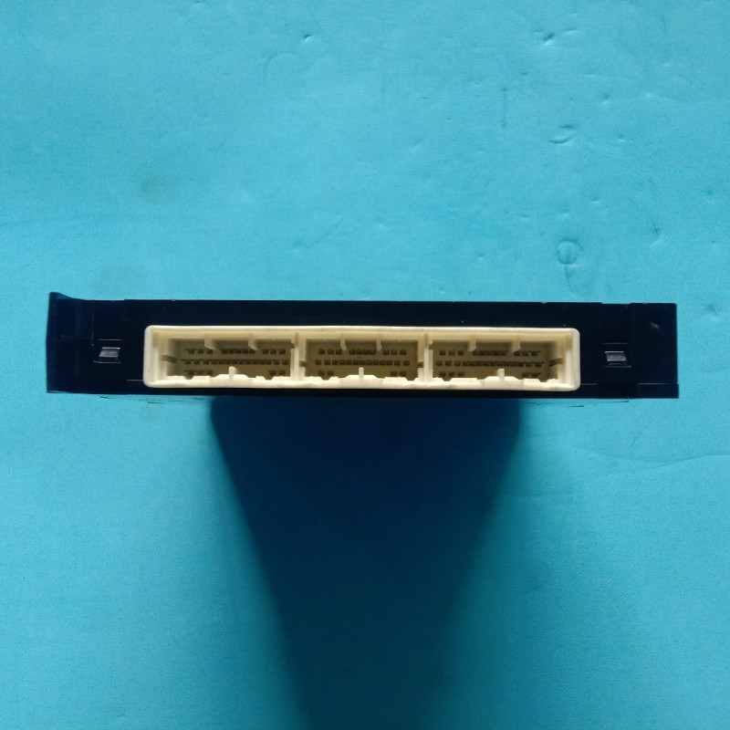 BCM Computer Assy Smart 89990-VT020 K2 COMPUTER ASSY SMART KEY TOYOTA INNOVA Zenix Part Number : 89990-VT020 K2
