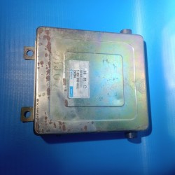 BOSCH ECU Hyundai Elantra 2000-2006 39110-33B00 / 9 050 030 099E Manual Bensin