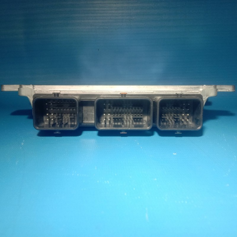 HITACHI ECU Nissan March BEM320-600 A1 8319 YZ