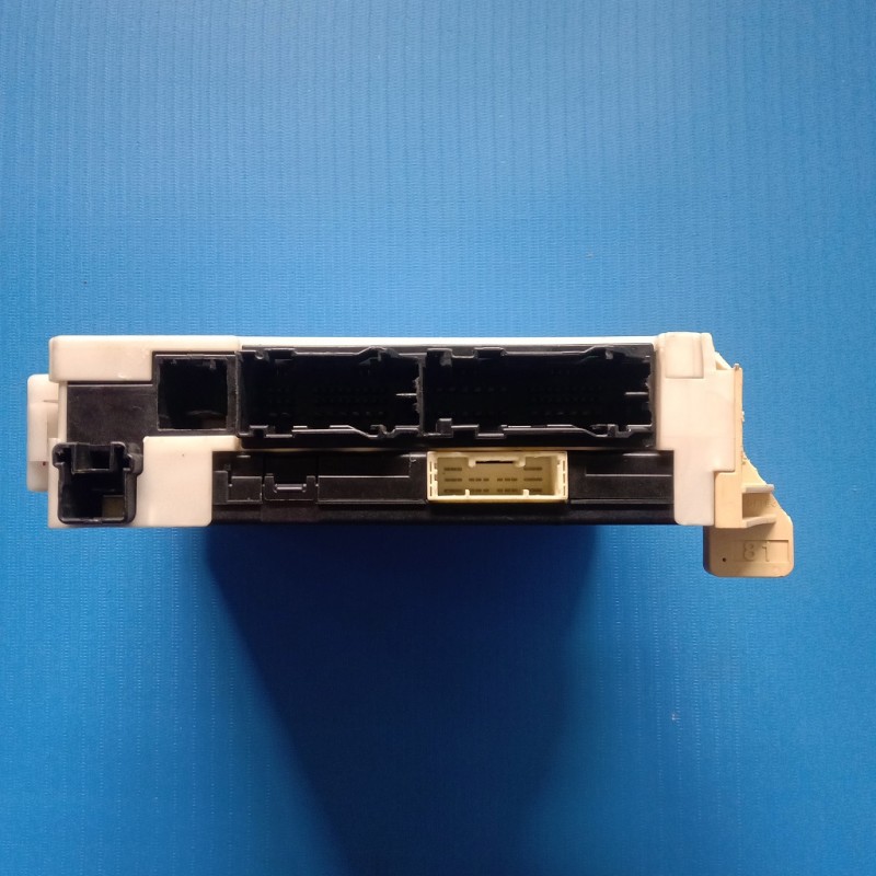 Fuse Box & BCM Toyota Sienta 82730-52Q91 Z2 & 89221-52640 8E 2016-2019 Matic