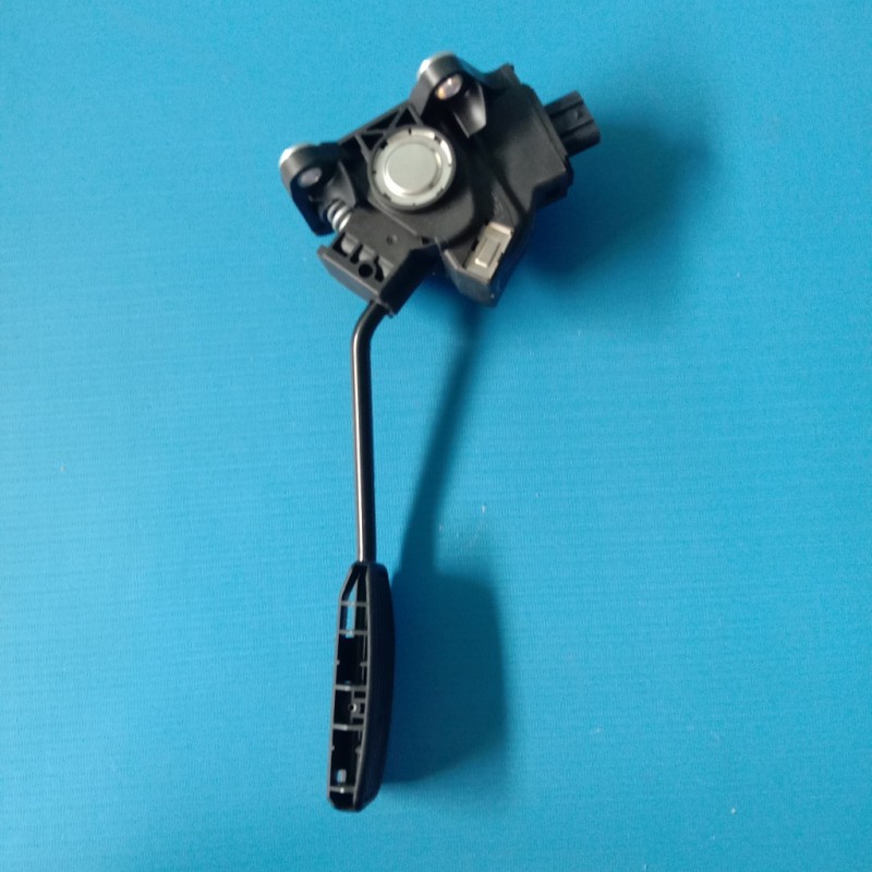 Pedal Gas Assy Honda Jazz, Odyssey, HRV Pedal Gas Assy Honda Jazz, Odyssey, HR-V 17800-TG1-T0 2011-2019 Manual Matic Bensin