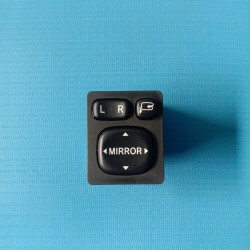 Saklar Switch Spion Toyota Innova 76C5842 2013