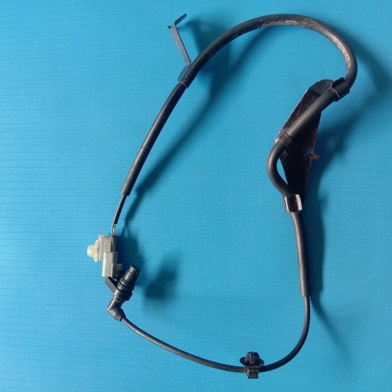 Sensor Speed ABS SENSOR SPEED ABS DAIHATSU GRANDMAX Part Number :89546-B5020 DEPAN KANAN 2009