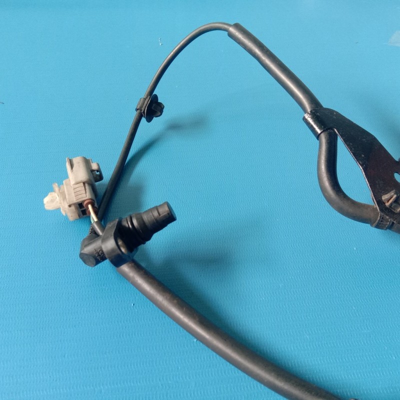 Sensor Speed ABS SENSOR SPEED ABS DAIHATSU GRANDMAX Part Number :89546-B5020 DEPAN KANAN 2009