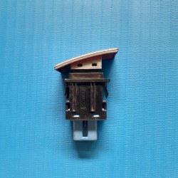 Switch Hazard Mitsubishi Xpander / Mirage 7K20