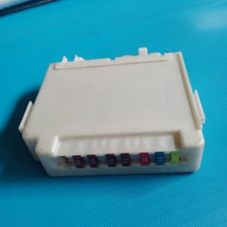 Relay Integration Toyota RELAY INTEGRATION TOYOTA YARIS Part Number :82641-52030 B