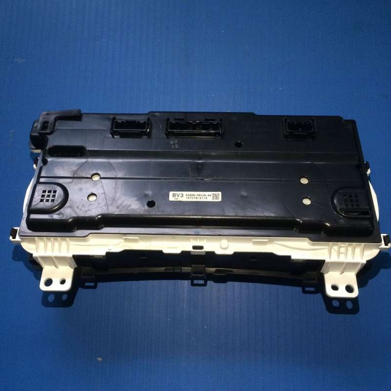 Speedometer Toyota Fortuner 2016-2018 83800-FBV30-00 BV3 Matic Bensin