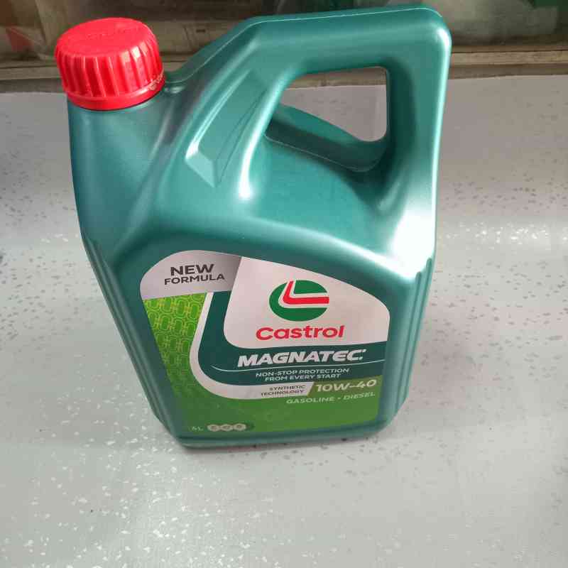 Oli Mesin Castrol