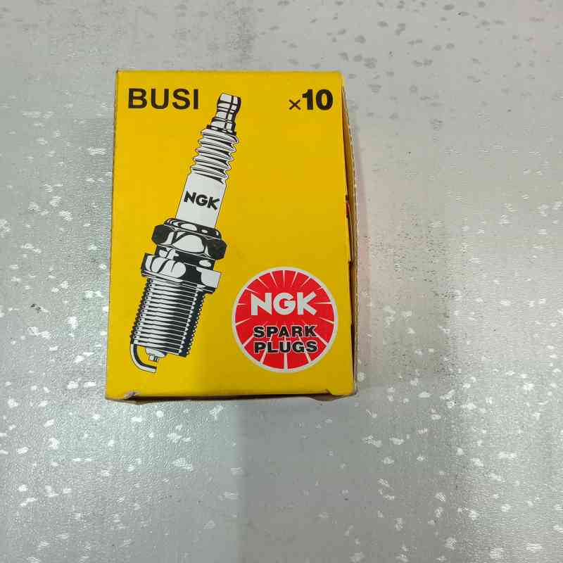 Spark Plug Suzuki