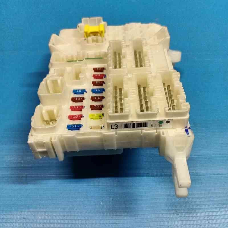 Fuse Box Toyota Innova, Kijang 2004-2016 82730-0K071 T4 L Matic Bensin