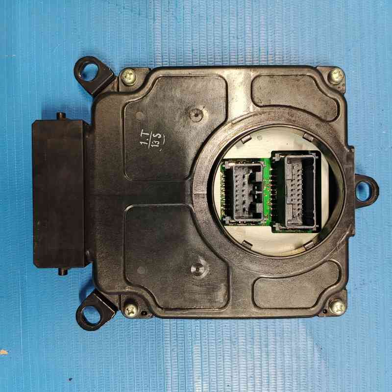 Head lamp Alphard Vellfire Head lamp Alphard Vellfire Part Number : 89908-5810 R1