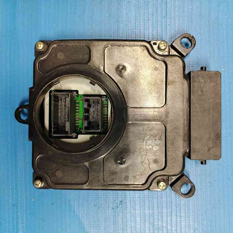 Head Lamp Alphard Vellfire Head Lamp Alphard Vellfire Part Number : 89907-58010 L1