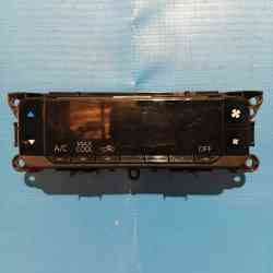 Panel AC Toyota Avanza Daihatsu Panel AC Toyota Avanza Daihatsu Xenia Part Number : 75P866 867-0B13 C59 5P