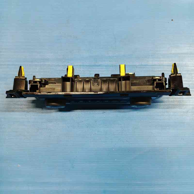 Panel AC Toyota Fortuner 2016-2020 55900-0KN20 HN2