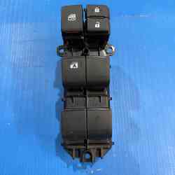 Saklar Switch Power Window Toyota Innova / Kijang 2015 - 2020 84820-0K380 Manual