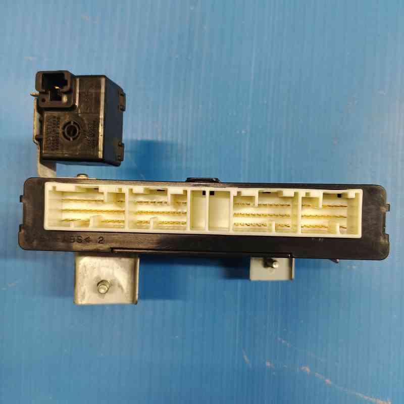 ABS MODULE TOYOTA LAND CRUISER Part Number : 89540-60440