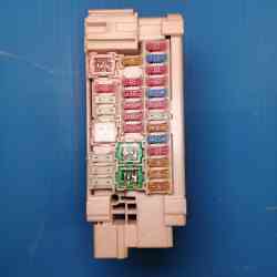 Fuse Box Toyota Fortuner Vrz, Hilux 2015-2020 82730-0K140 JA Manual Matic Diesel