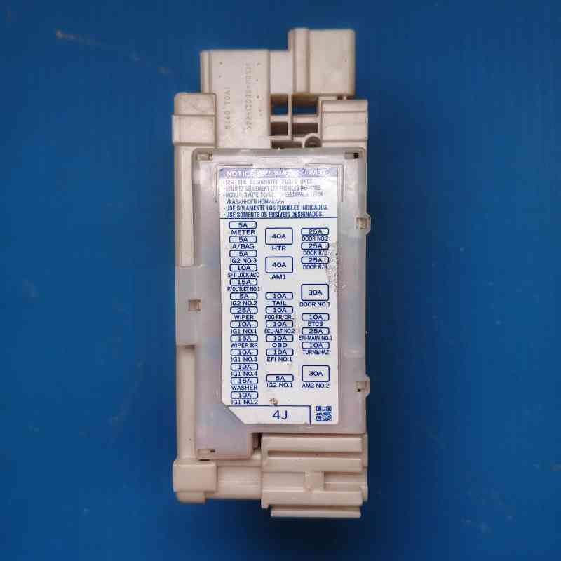 Fuse Box Toyota Hilux, Fortuner 82730-0K560 JK 2015 - 2024 Manual Bensin