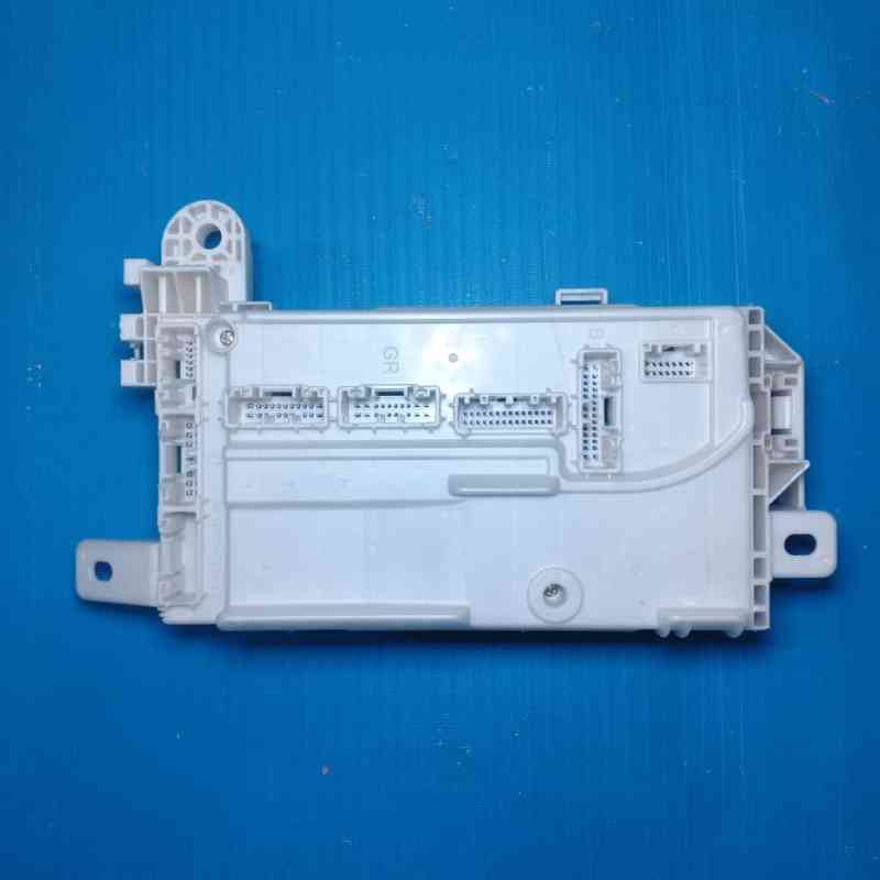 Fuse Box Toyota Yaris Cross 82600-BZV90 8-U 2023-2024 Matic Bensin