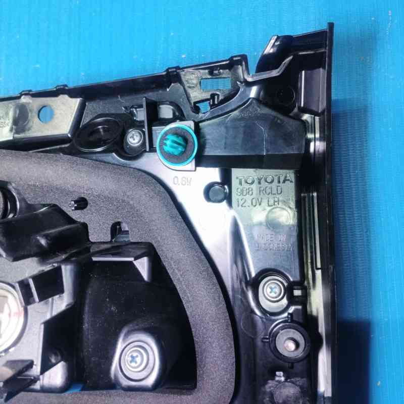 Toyota Innova/Kijang Stop Lamp Belakang LH 2022 81590-VT010 CVT Bensin