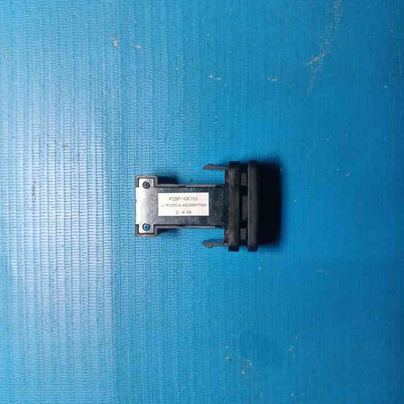 LED Display Switch Corner Sensor Toyota Fortuner Innova PZ061-0K106