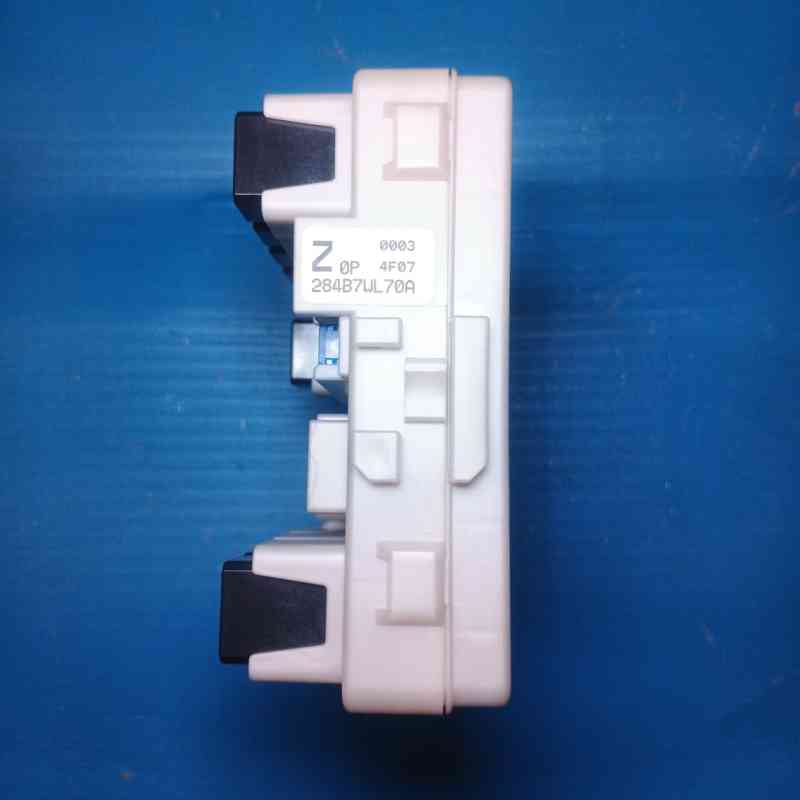 IPDM Nissan Elgrand 2004-2010 284B7-WL70A Matic Bensin