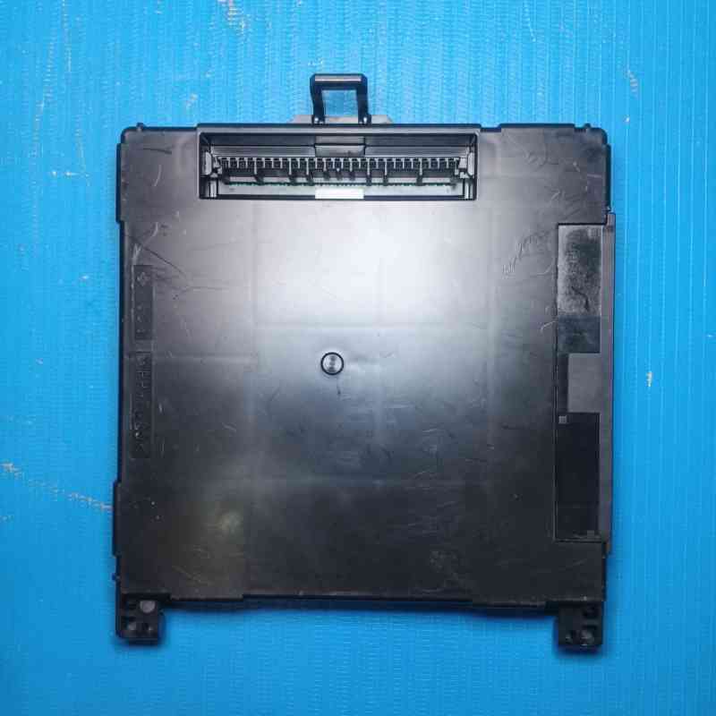 Computer Multiplex Network Door Toyota Innova/Kijang 2022 89221-VT041 ZG