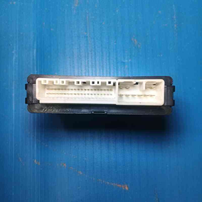 Computer Multiplex Network Door Toyota Fortuner 2020 - 2024 89222-71091 Y2