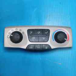 Panel AC Hyundai Trajet XG 2007 97250-3A610